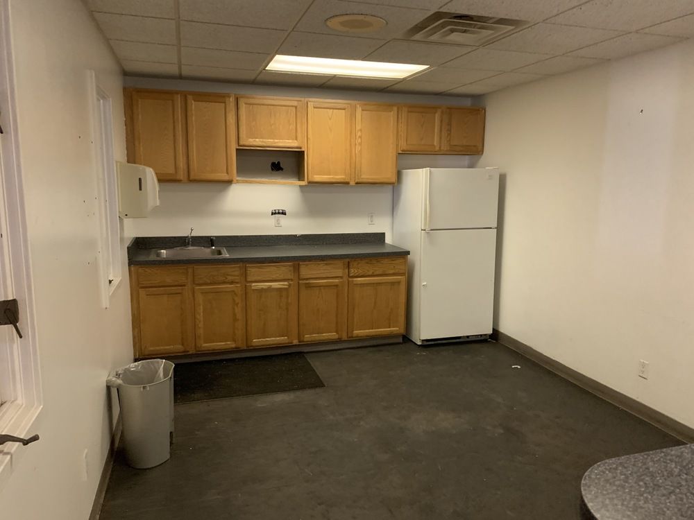 1610 Clara St, Jackson, MI 49203